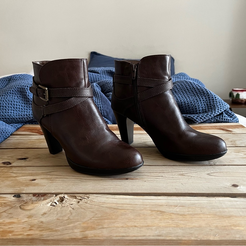 Rialto brown booties